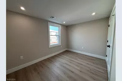 136 Elm St #303, Newark, NJ 07105 - Photo 5