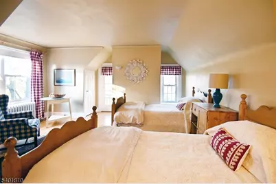 15 Euclid Ave #3, Summit, NJ 07901 - Photo 3