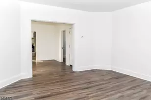 23 Lincoln Pl, Garfield, NJ 07026 - Photo 5