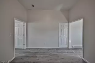 427 E Central Ave, Alpha, NJ 08865 - Photo 5