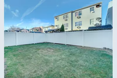 415 Loomis St, Elizabeth, NJ 07206 - Photo 27