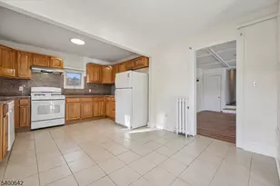 24 Franklin Pl, Summit, NJ 07901 - Photo 9