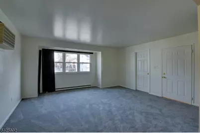 295 N Park St, East Orange, NJ 07017 - Photo 11