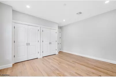 125 Hamilton Trl, Totowa, NJ 07512 - Photo 37