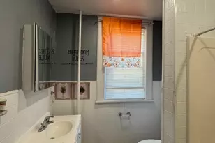 107 Melville Pl, Irvington, NJ 07111 - Photo 7