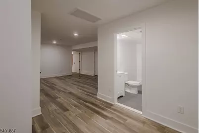 29 Kent St, Newark, NJ 07108 - Photo 15