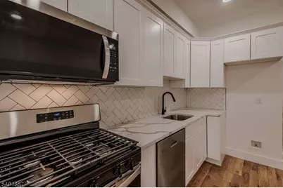 29 Kent St, Newark, NJ 07108 - Photo 3