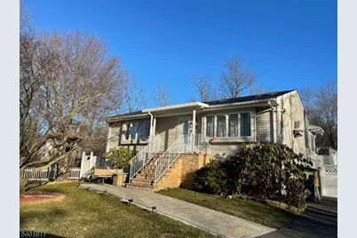 5 Wagonwheel Rd, Vernon, NJ 07422 - Photo 1