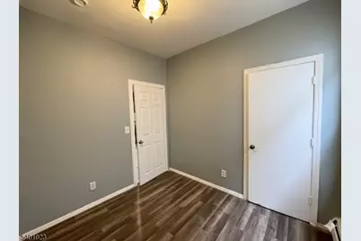 339 Howe Ave, Passaic, NJ 07055 - Photo 9