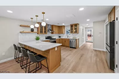 652 W Broad St, Westfield, NJ 07090 - Photo 5