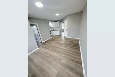 37 Mercer St #4, Wallington, NJ 07057 - Photo 3