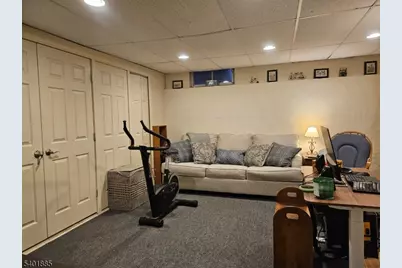 47 Rhea Run, Hampton Township, NJ 07860 - Photo 17