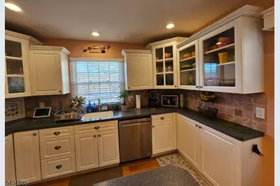 47 Rhea Run, Hampton Township, NJ 07860 - Photo 7