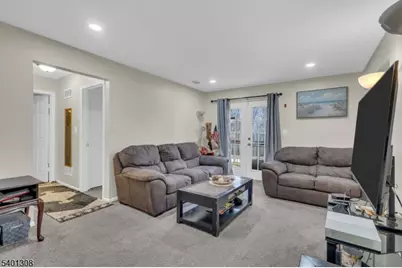 603 Green Hollow Dr #603, Woodbridge Township, NJ 08830 - Photo 3