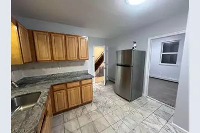 360 New St #3, Newark, NJ 07103 - Photo 5