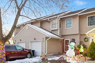 32 Rhea Run, Hampton Township, NJ 07860 - Photo 1