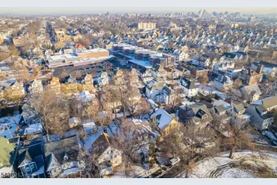 31 Homestead Park, Newark, NJ 07108 - Photo 3