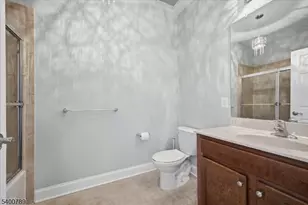 5301 Enclave Cir, Franklin Township, NJ 08873 - Photo 21