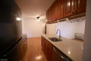 70 Eton Way, Franklin Township, NJ 08873 - Photo 7