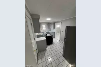 552 Jefferson Ave, Elizabeth, NJ 07201 - Photo 11