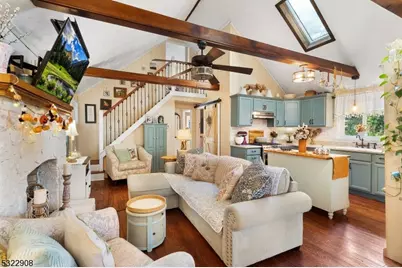 18 Muscotah Rd, Vernon, NJ 07422 - Photo 1