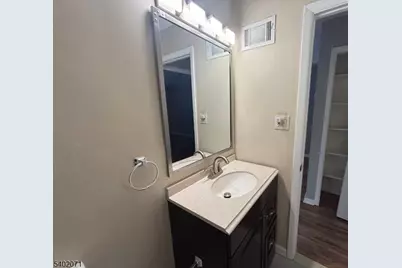 224 Sandcastle Ky, Secaucus, NJ 07094 - Photo 11