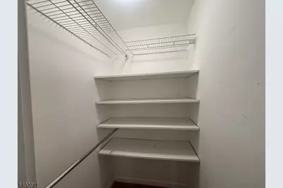 224 Sandcastle Ky, Secaucus, NJ 07094 - Photo 9