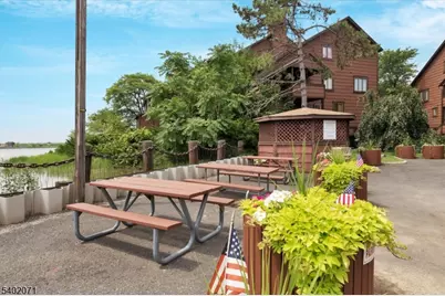 224 Sandcastle Ky, Secaucus, NJ 07094 - Photo 19