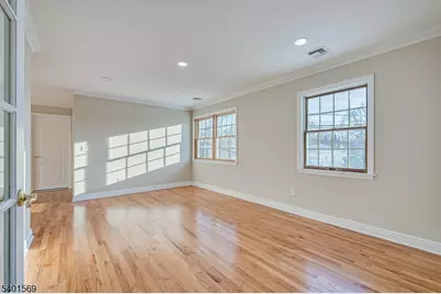 4 Winthrop Rd, Franklin Township, NJ 08873 - Photo 33