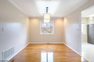 1 Avery Ct, Madison, NJ 07940 - Photo 13