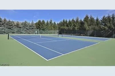 144 Stratford Dr #1045, Nutley, NJ 07110 - Photo 27