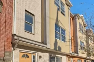 16 E Kinney St, Newark, NJ 07102 - Photo 1