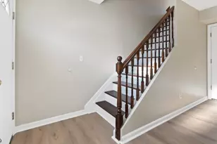 16 E Kinney St, Newark, NJ 07102 - Photo 7