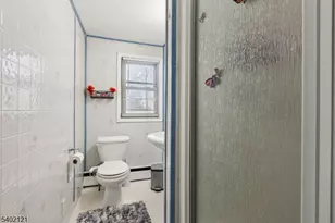 41 Pinetree Dr, Sayreville Boro, NJ 08859 - Photo 17