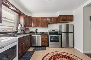 41 Pinetree Dr, Sayreville Boro, NJ 08859 - Photo 9