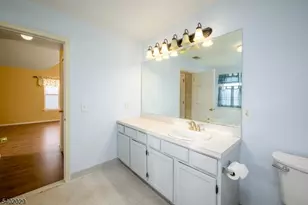 5 Clover Hills Dr, Franklin Township, NJ 08873 - Photo 21