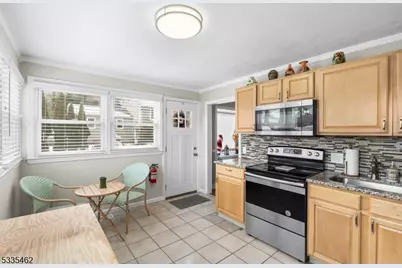 34 Northwestern Trl, Hopatcong, NJ 07843 - Photo 15