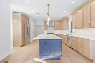 20 Furnace Rd, Chester, NJ 07930 - Photo 9