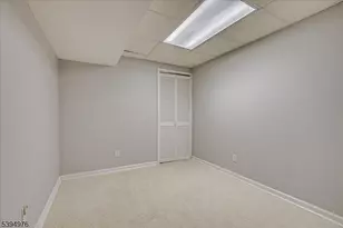 30 Dewitt Ln, Hillsborough Township, NJ 08844 - Photo 27