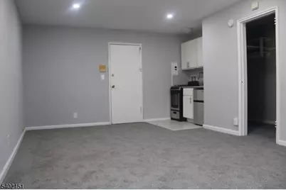 320 Claremont Ave Unit B12, Montclair, NJ 07042 - Photo 5