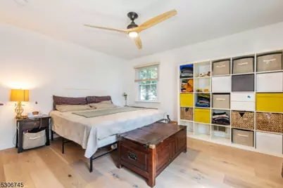 240 Princeton Ave, Rahway, NJ 07065 - Photo 13