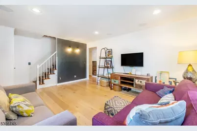 240 Princeton Ave, Rahway, NJ 07065 - Photo 5