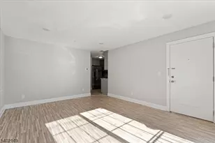 118 Oraton St, Newark, NJ 07104 - Photo 5