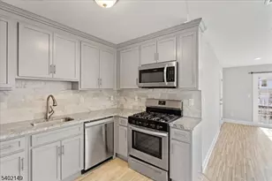 118 Oraton St, Newark, NJ 07104 - Photo 21