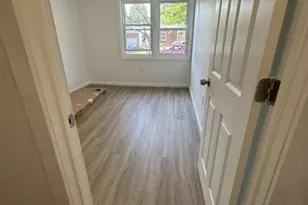 74 Bellevue Ave, Elmwood Park, NJ 07407 - Photo 11