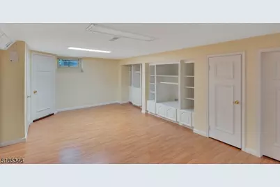 34 Woodmere Dr, Summit, NJ 07901 - Photo 17