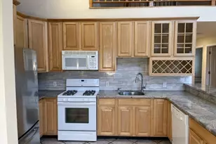 662 Undercliff Ave, Edgewater, NJ 07020 - Photo 5