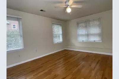 662 Undercliff Ave, Edgewater, NJ 07020 - Photo 7