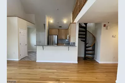 662 Undercliff Ave, Edgewater, NJ 07020 - Photo 3