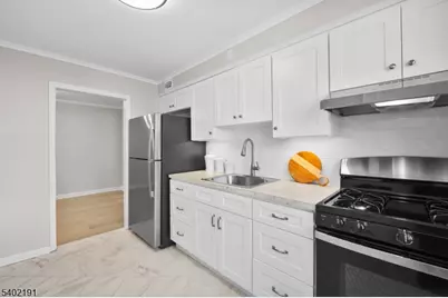 191 Midland Pl #2, Newark, NJ 07106 - Photo 9